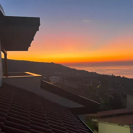 Sunset View Fitili